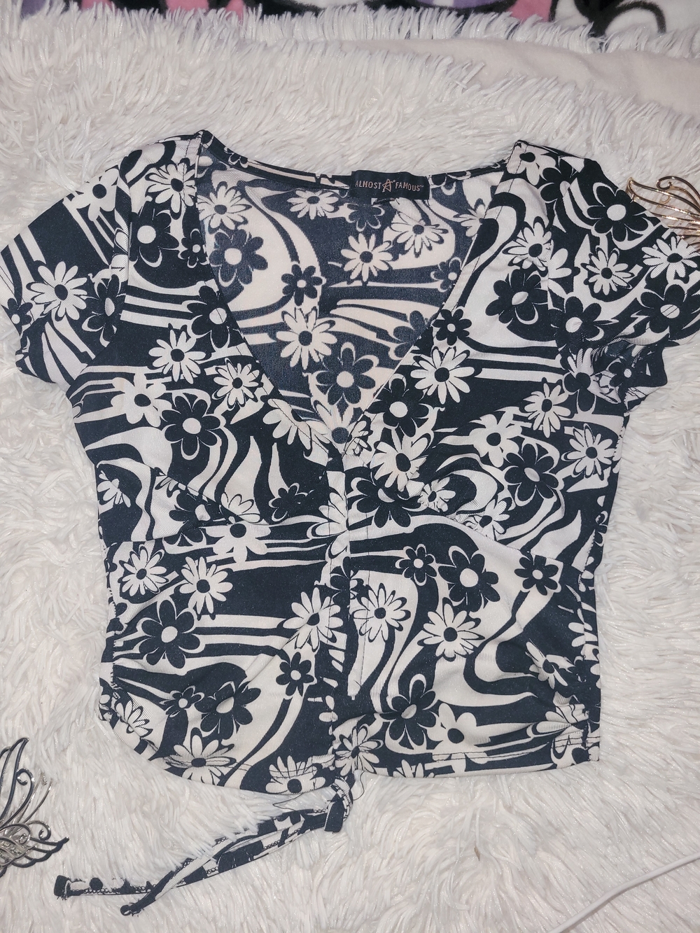 Floral Tie-Front V-Neck Top - Black & White,flower Power